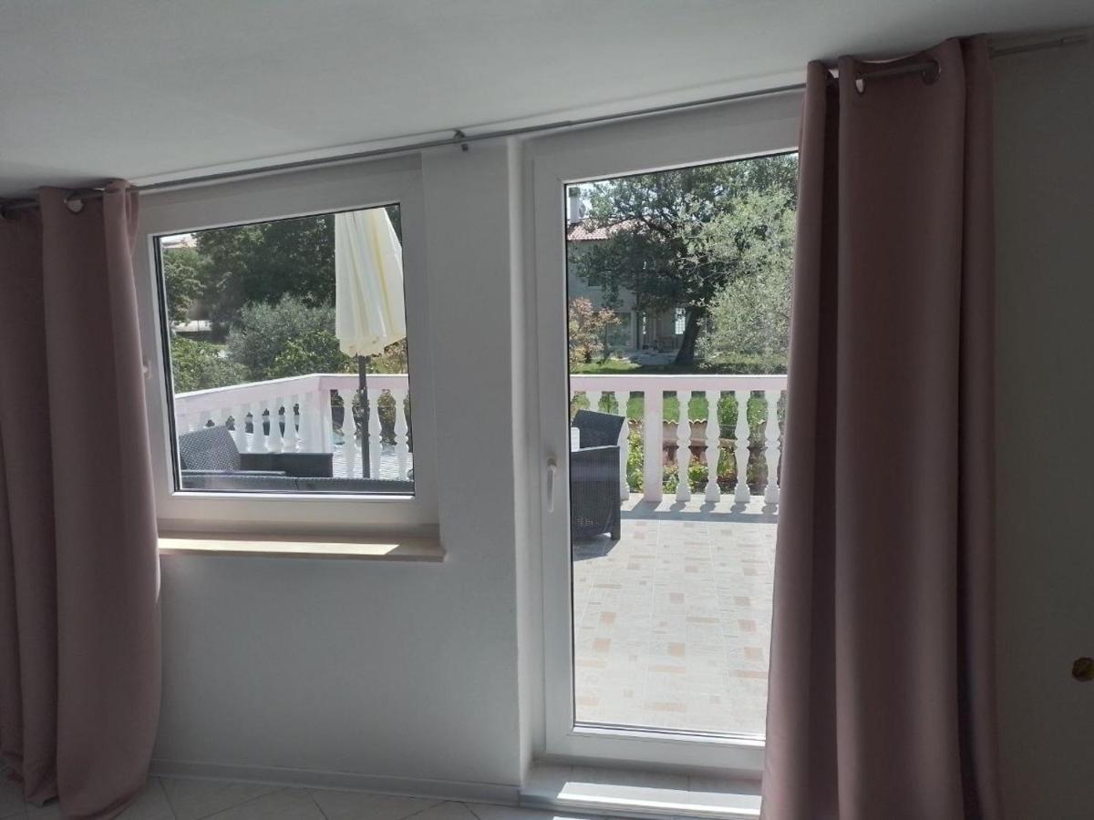 Villa 2 Swans Peroj Bagian luar foto